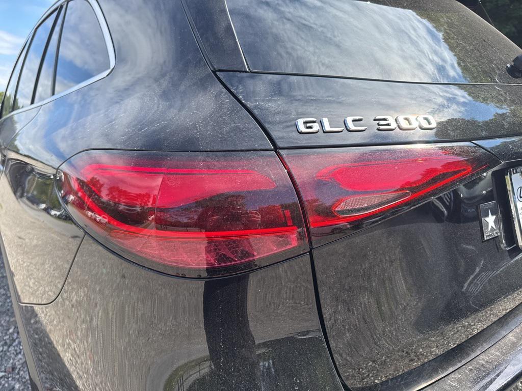 new 2026 Mercedes-Benz GLC 300 car, priced at $60,290