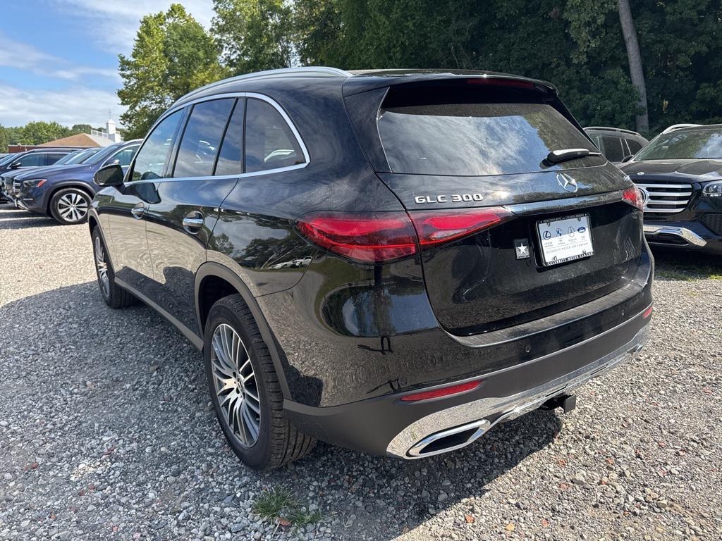 new 2026 Mercedes-Benz GLC 300 car, priced at $60,290