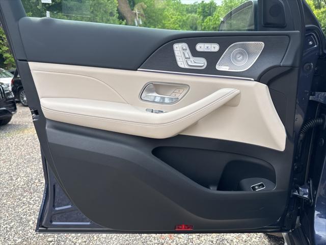 new 2025 Mercedes-Benz GLE 350 car, priced at $70,030