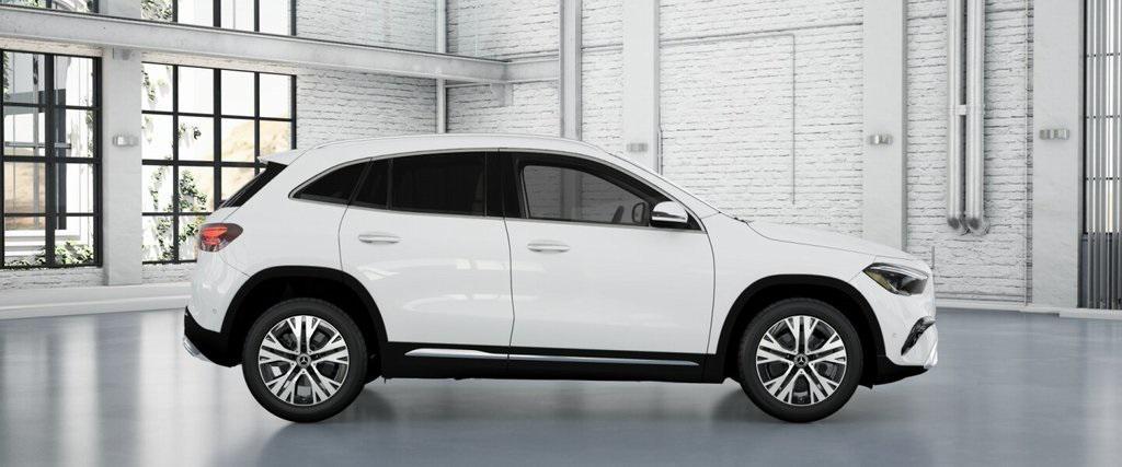 new 2025 Mercedes-Benz GLA 250 car, priced at $47,295