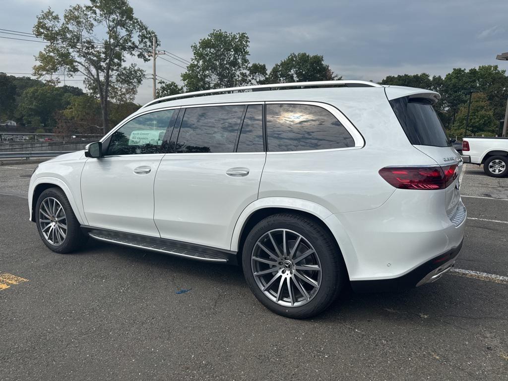 new 2026 Mercedes-Benz GLS 580 car, priced at $121,630