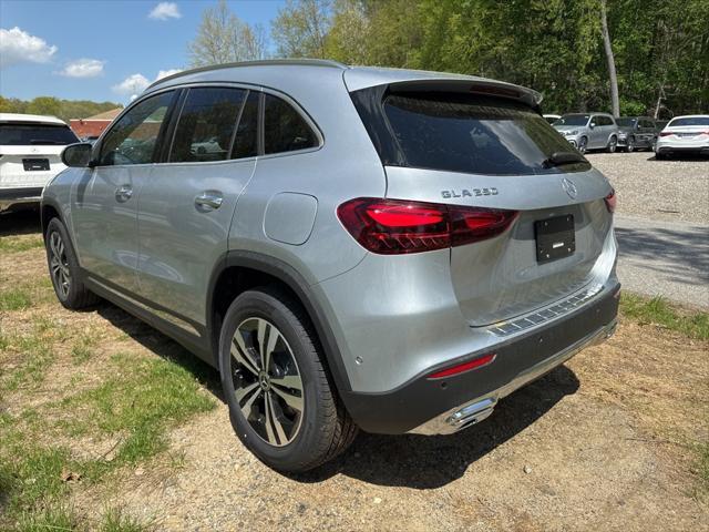 new 2025 Mercedes-Benz GLA 250 car, priced at $50,310