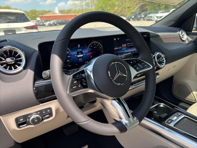 new 2025 Mercedes-Benz GLA 250 car, priced at $50,310
