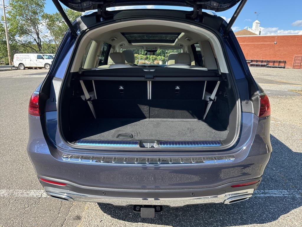 new 2026 Mercedes-Benz GLS 450 car, priced at $97,035