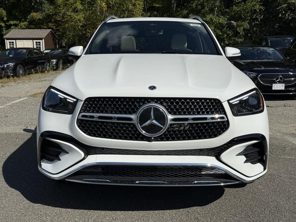 new 2026 Mercedes-Benz GLE 580 car, priced at $91,445
