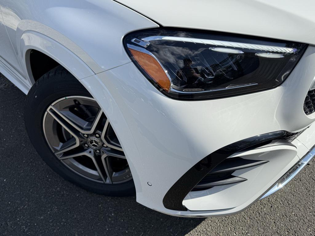 new 2026 Mercedes-Benz GLE 580 car, priced at $91,445