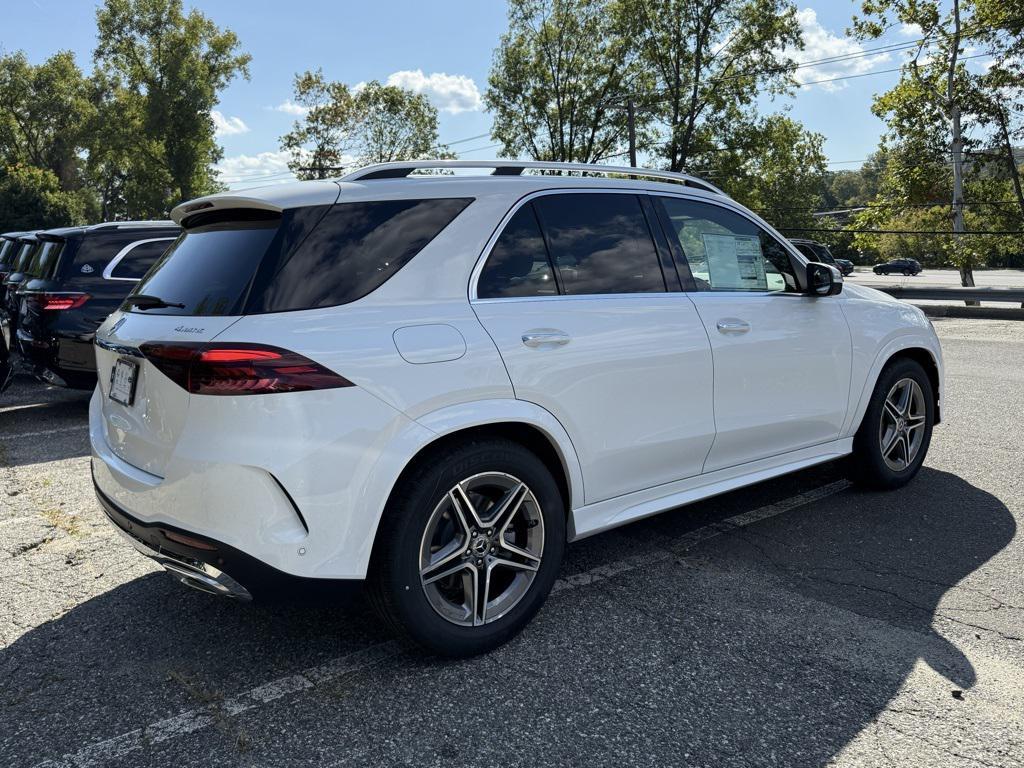 new 2026 Mercedes-Benz GLE 580 car, priced at $91,445