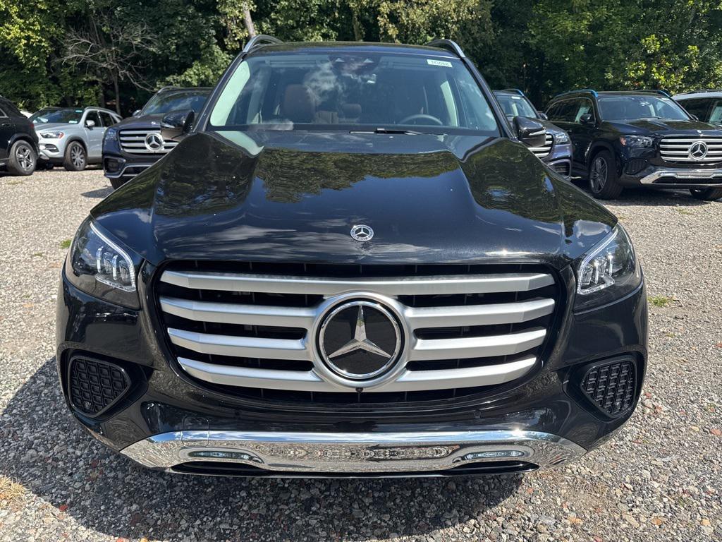 new 2026 Mercedes-Benz GLS 450 car, priced at $92,400