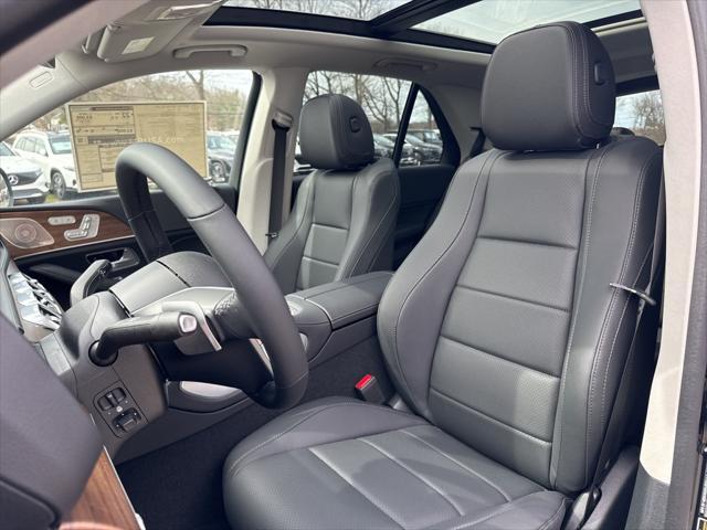 new 2025 Mercedes-Benz GLE 350 car, priced at $72,415