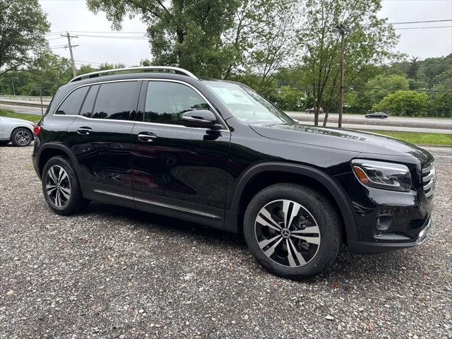 new 2025 Mercedes-Benz GLB 250 car, priced at $49,595