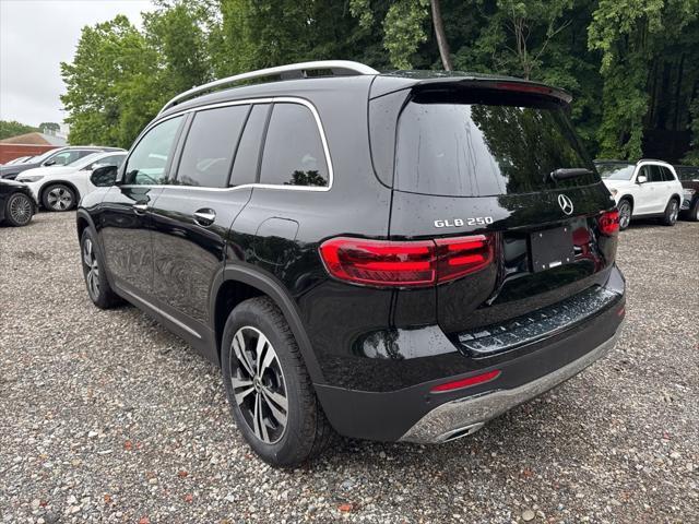 new 2025 Mercedes-Benz GLB 250 car, priced at $49,595