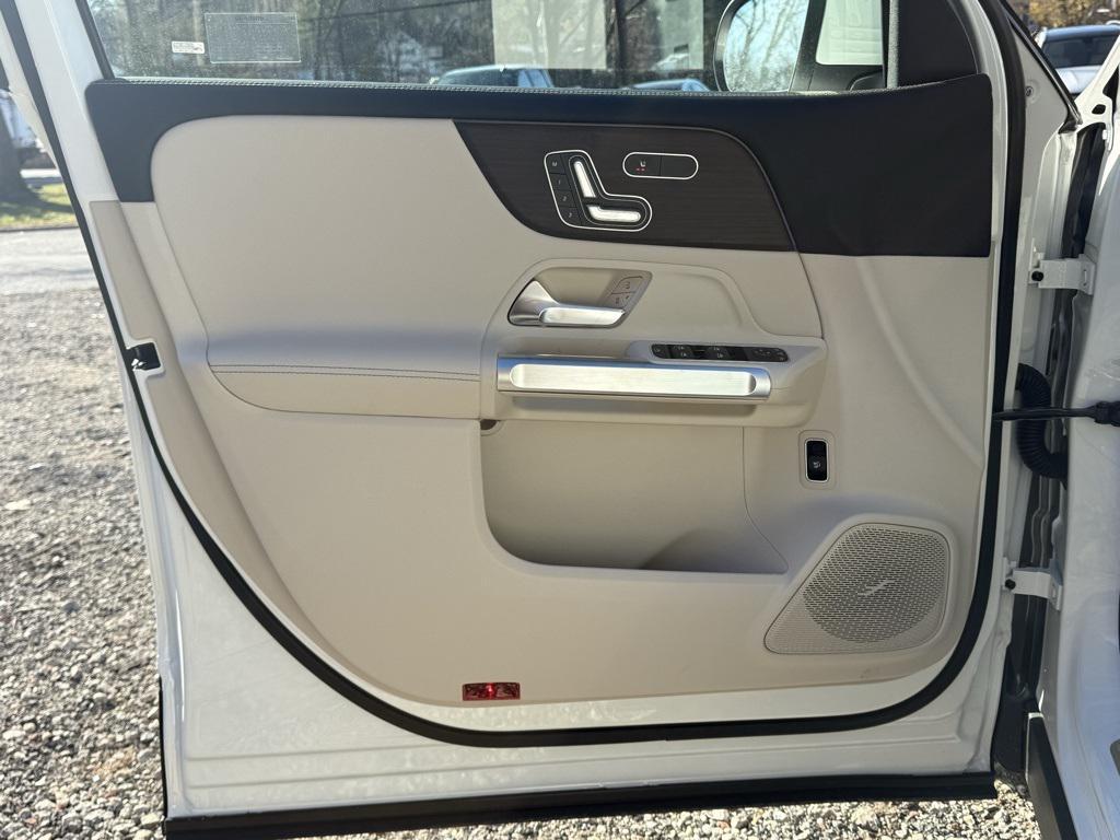 new 2026 Mercedes-Benz GLB 250 car, priced at $52,060