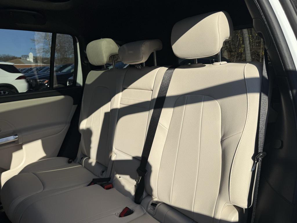 new 2026 Mercedes-Benz GLB 250 car, priced at $52,060