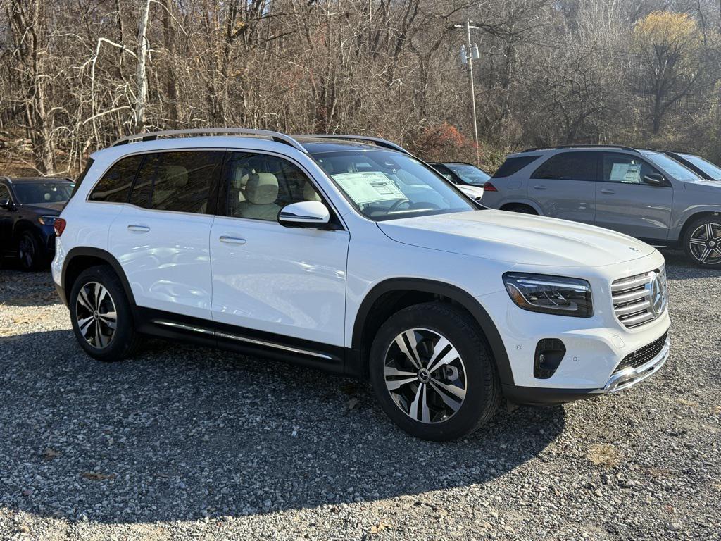 new 2026 Mercedes-Benz GLB 250 car, priced at $52,060