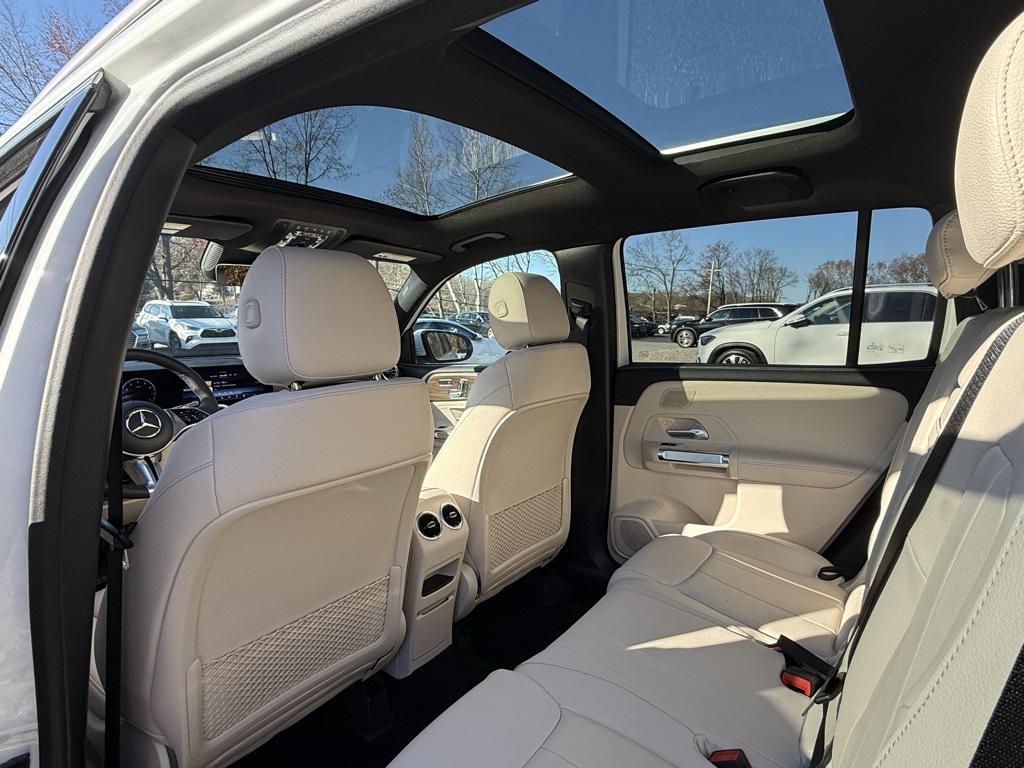 new 2026 Mercedes-Benz GLB 250 car, priced at $52,060