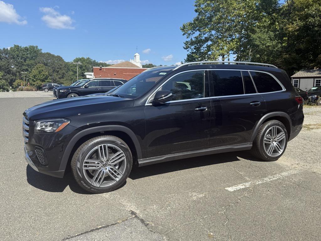 new 2026 Mercedes-Benz GLS 450 car, priced at $93,150