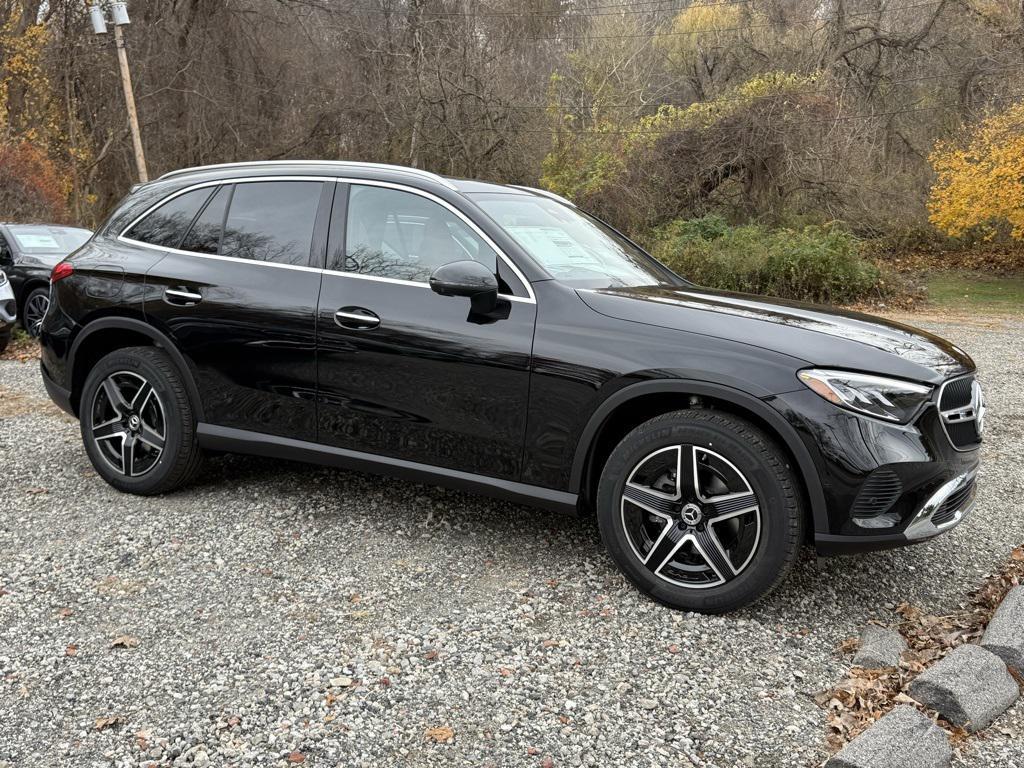 new 2026 Mercedes-Benz GLC 300 car, priced at $58,170