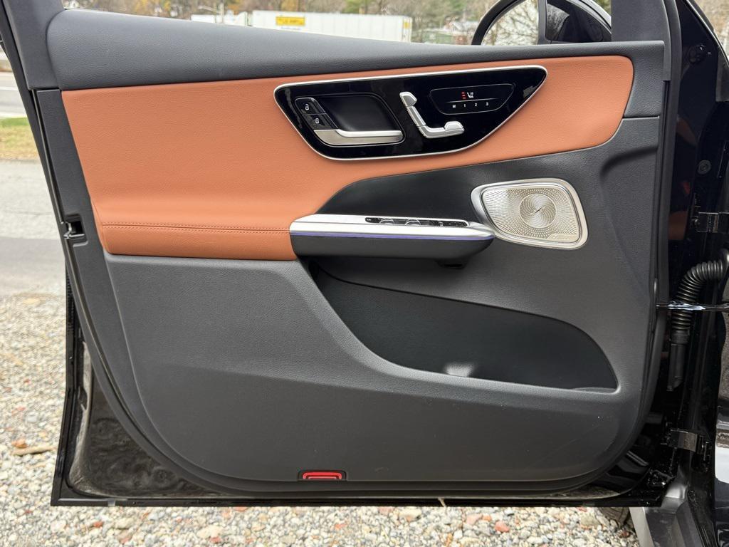 new 2026 Mercedes-Benz GLC 300 car, priced at $58,170