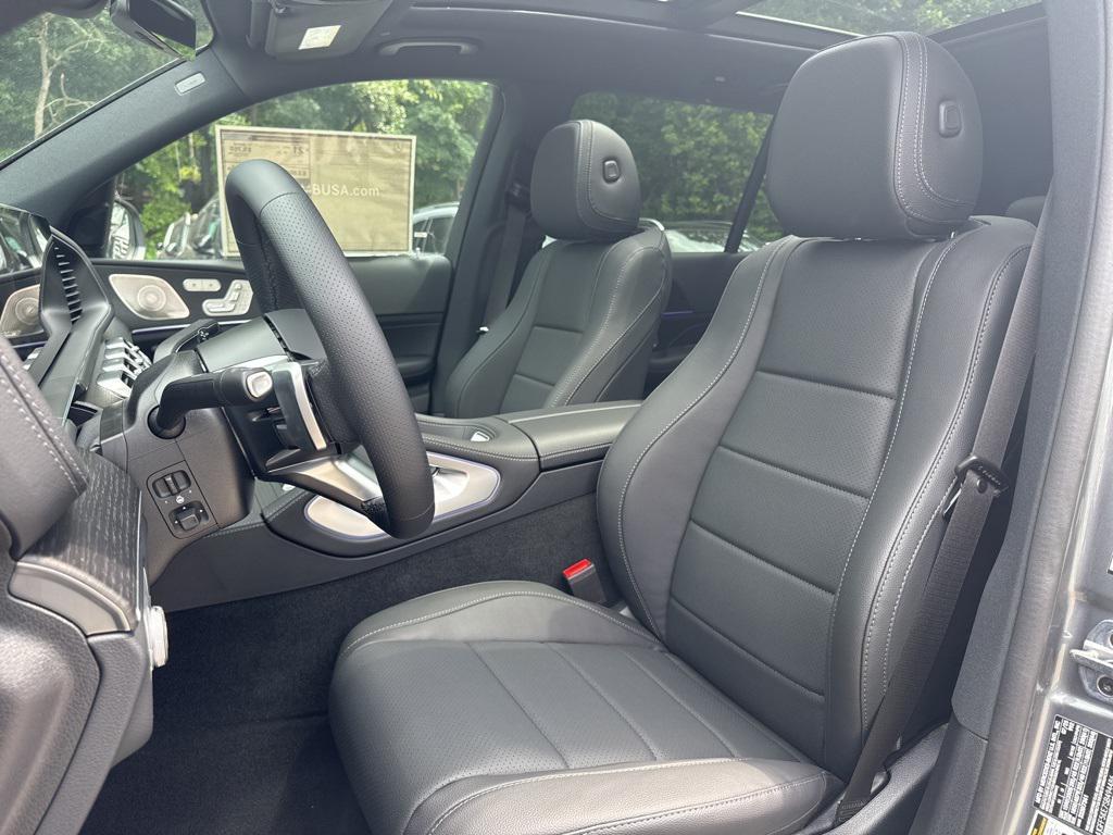 new 2025 Mercedes-Benz GLS 450 car, priced at $96,825