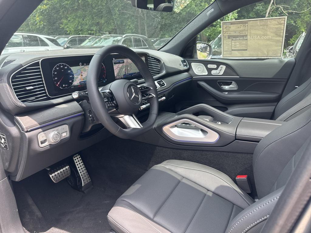 new 2025 Mercedes-Benz GLS 450 car, priced at $96,825