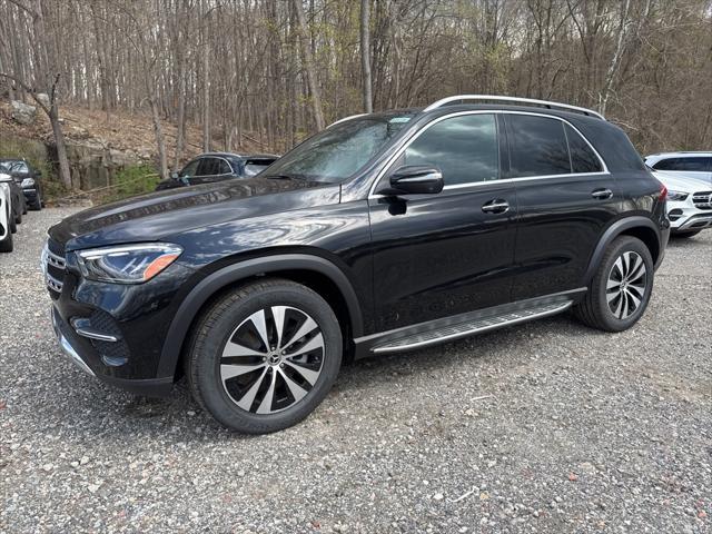new 2025 Mercedes-Benz GLE 450 car, priced at $77,845