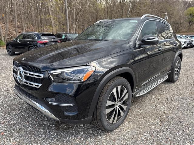 new 2025 Mercedes-Benz GLE 450 car, priced at $77,845