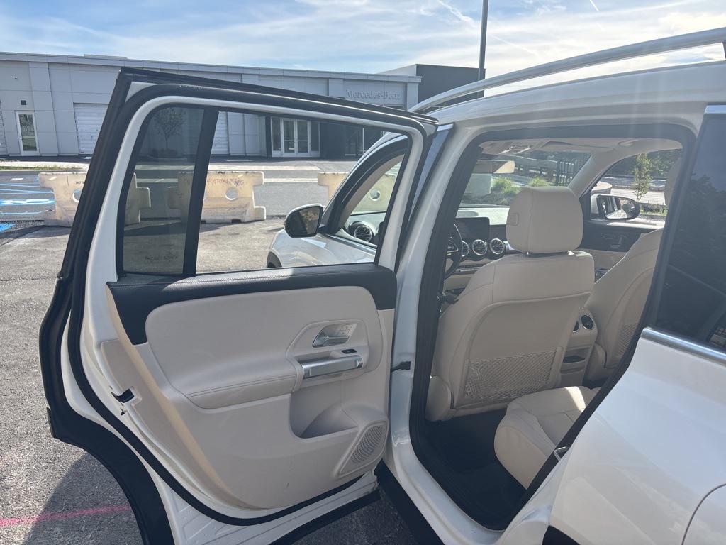 used 2023 Mercedes-Benz GLB 250 car, priced at $36,999