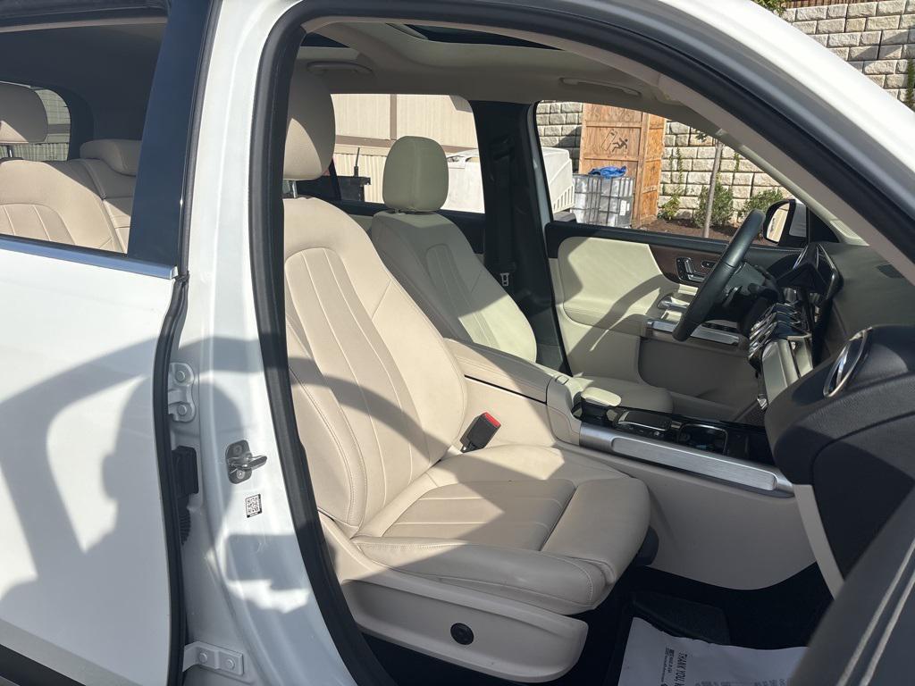 used 2023 Mercedes-Benz GLB 250 car, priced at $36,999