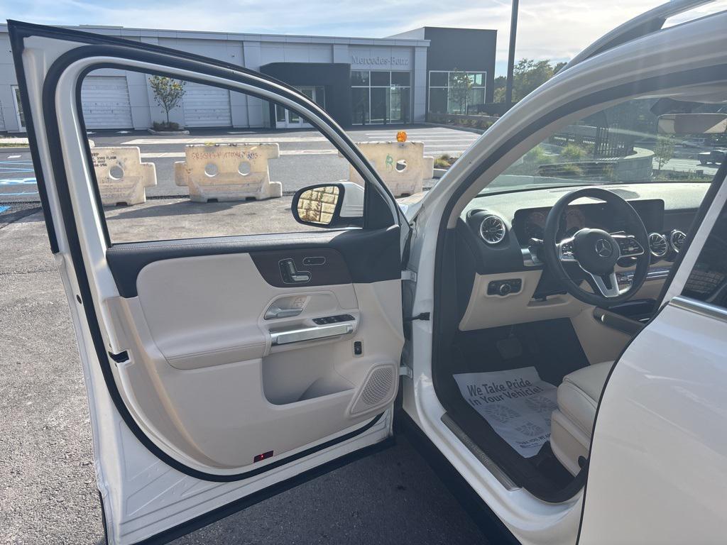used 2023 Mercedes-Benz GLB 250 car, priced at $36,999