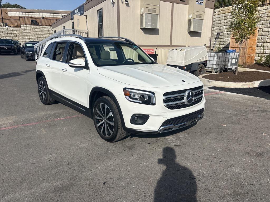 used 2023 Mercedes-Benz GLB 250 car, priced at $36,999