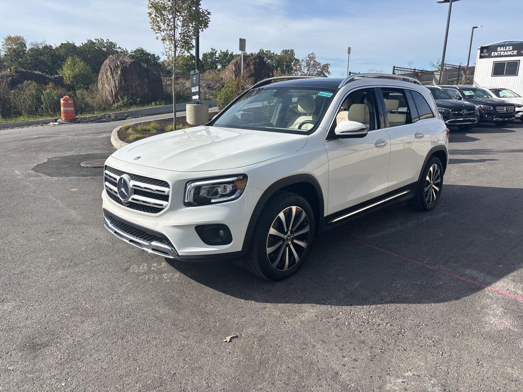 used 2023 Mercedes-Benz GLB 250 car, priced at $36,999