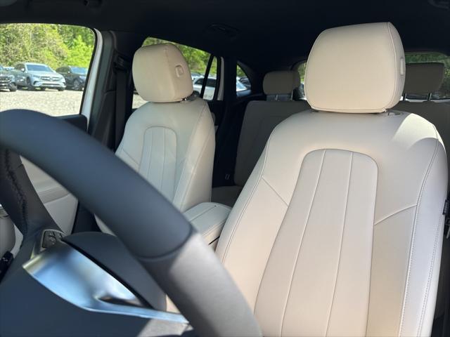 new 2025 Mercedes-Benz GLA 250 car, priced at $48,795