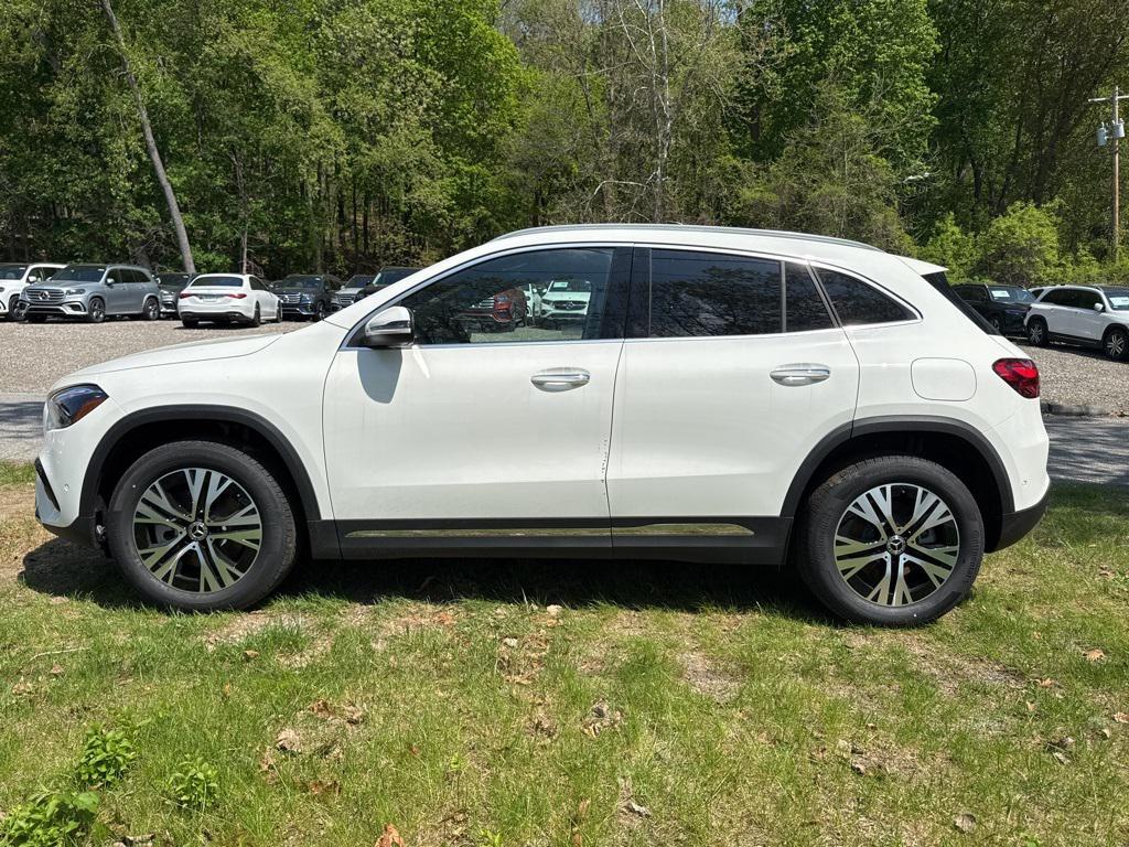 new 2025 Mercedes-Benz GLA 250 car, priced at $48,795