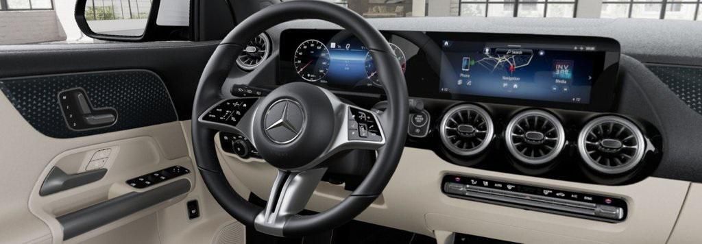 new 2025 Mercedes-Benz GLA 250 car, priced at $48,795
