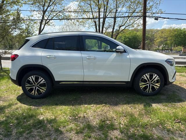 new 2025 Mercedes-Benz GLA 250 car, priced at $48,795