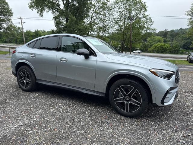 new 2025 Mercedes-Benz GLC 300 car, priced at $66,515