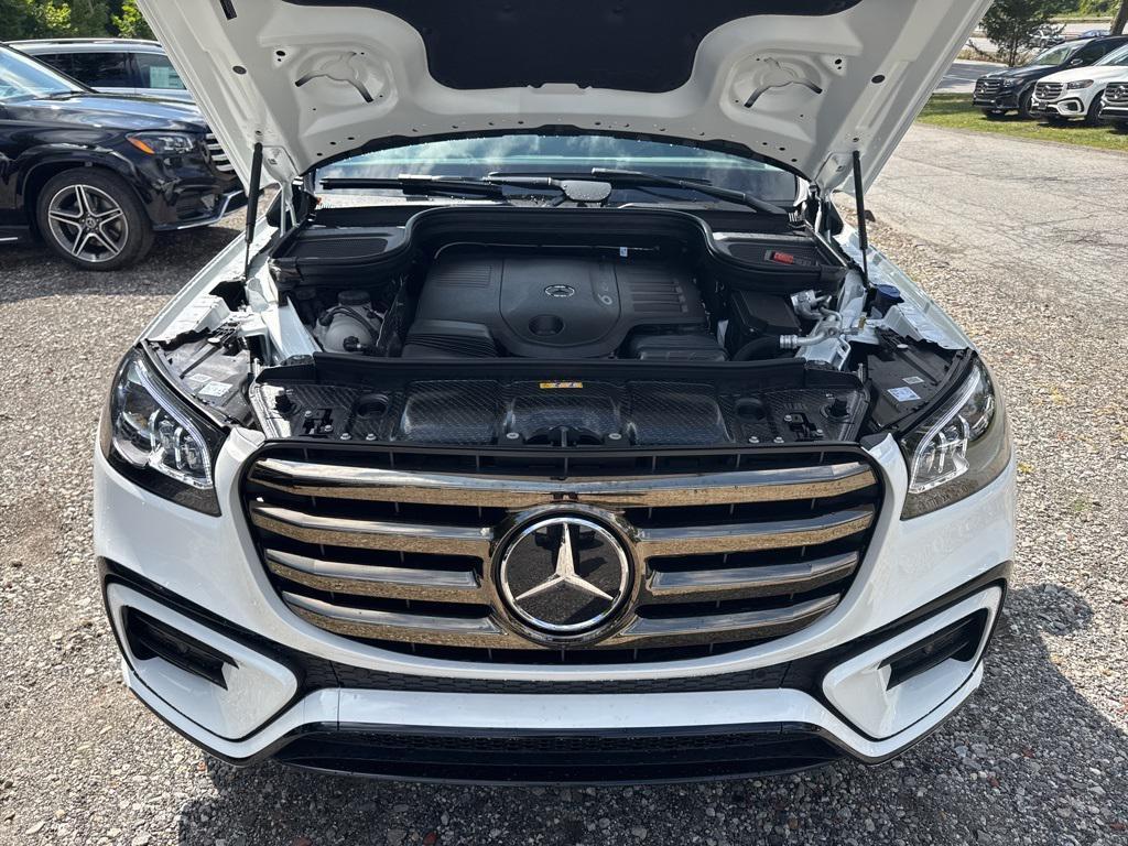new 2026 Mercedes-Benz GLS 450 car, priced at $97,165