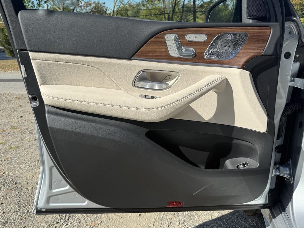 new 2026 Mercedes-Benz GLE 350 car, priced at $75,750