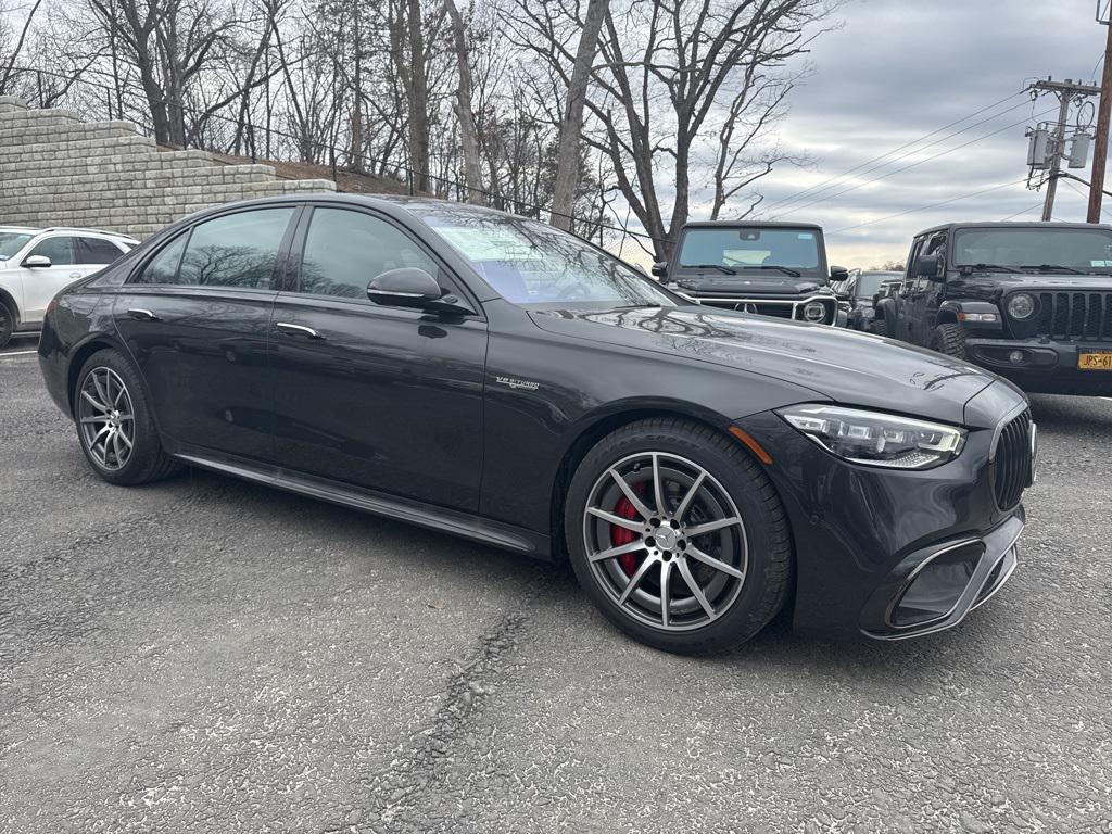 new 2025 Mercedes-Benz AMG S 63 E car, priced at $209,600