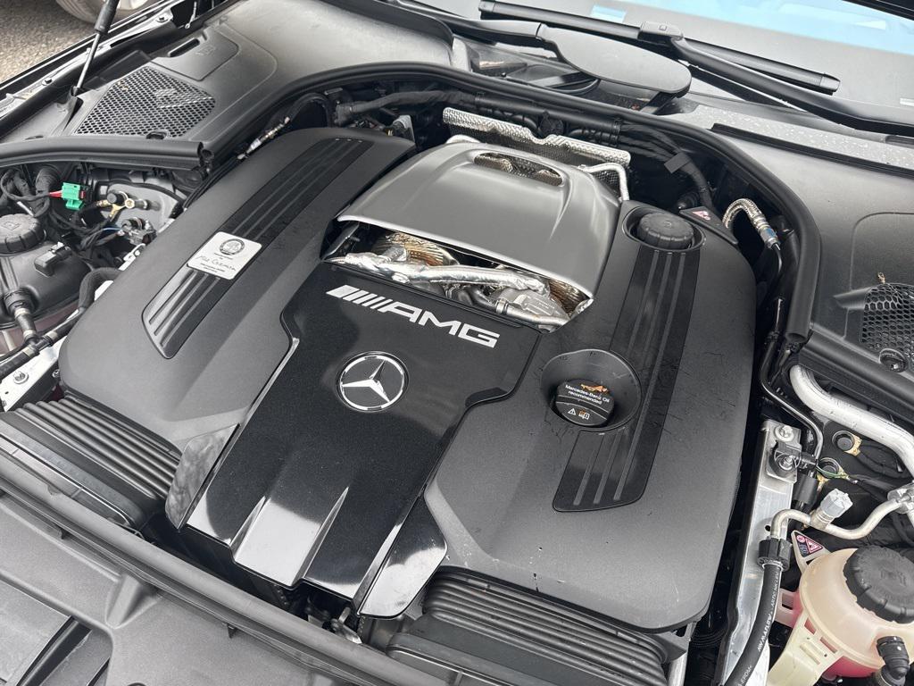 new 2025 Mercedes-Benz AMG S 63 E car, priced at $209,600