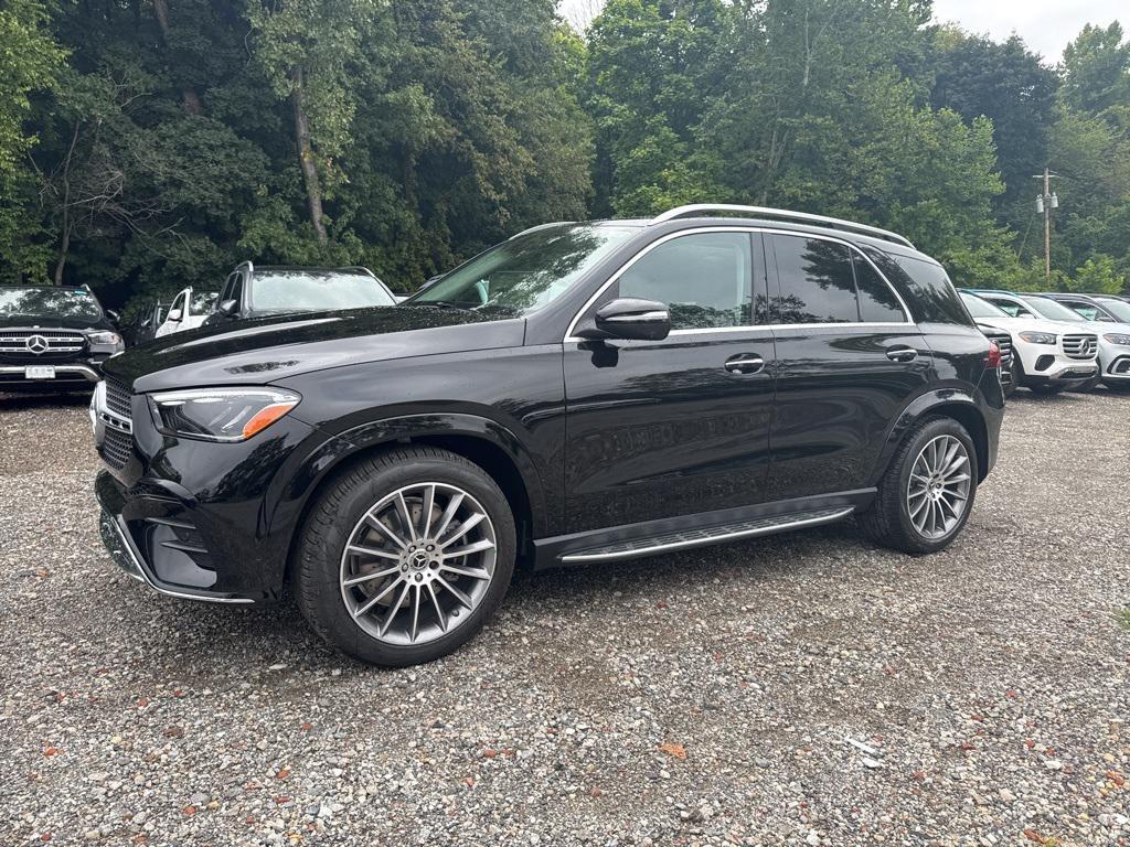 new 2026 Mercedes-Benz GLE 450 car, priced at $80,465
