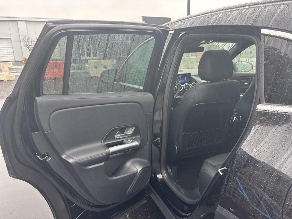 used 2025 Mercedes-Benz GLA 250 car, priced at $43,399