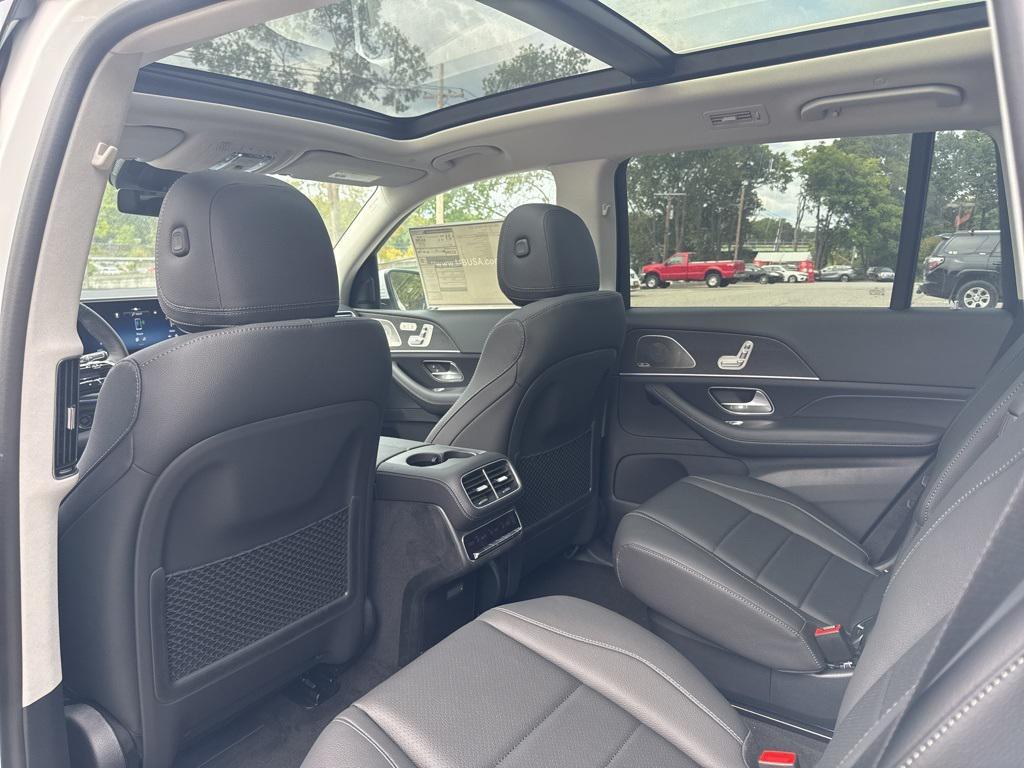 new 2026 Mercedes-Benz GLS 450 car, priced at $98,865