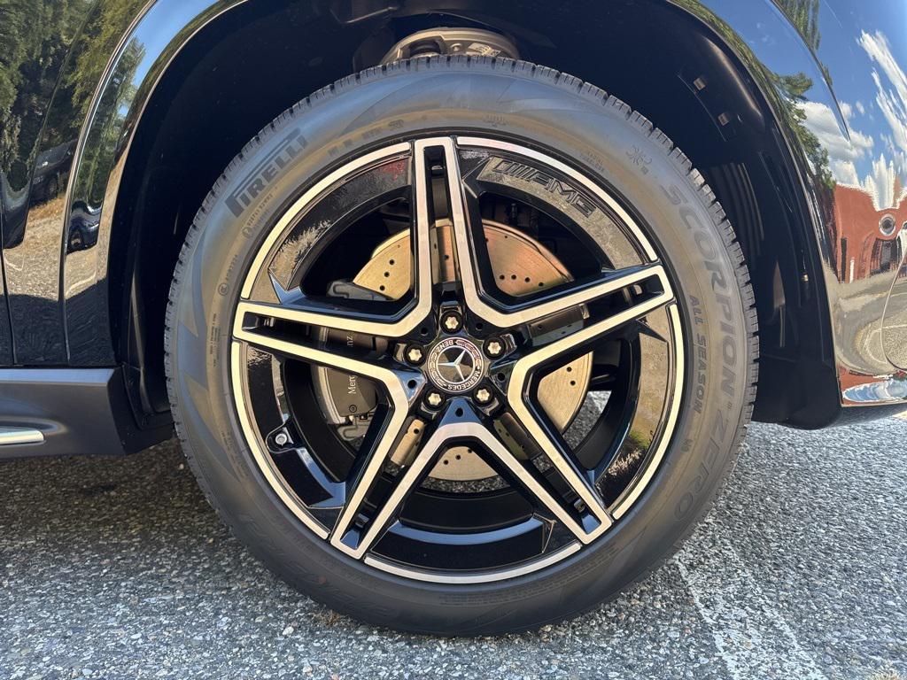 new 2026 Mercedes-Benz GLS 450 car, priced at $96,995