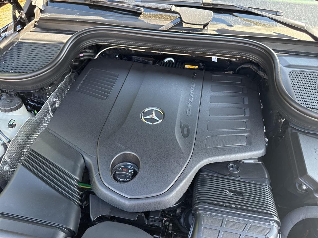 new 2026 Mercedes-Benz GLS 450 car, priced at $96,995