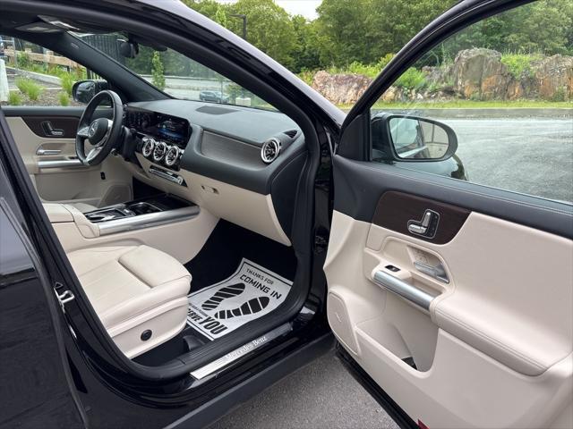 used 2025 Mercedes-Benz GLA 250 car, priced at $43,991
