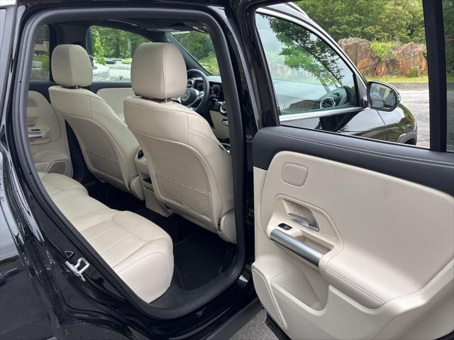 used 2025 Mercedes-Benz GLA 250 car, priced at $43,991