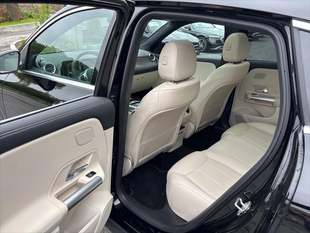 used 2025 Mercedes-Benz GLA 250 car, priced at $43,991