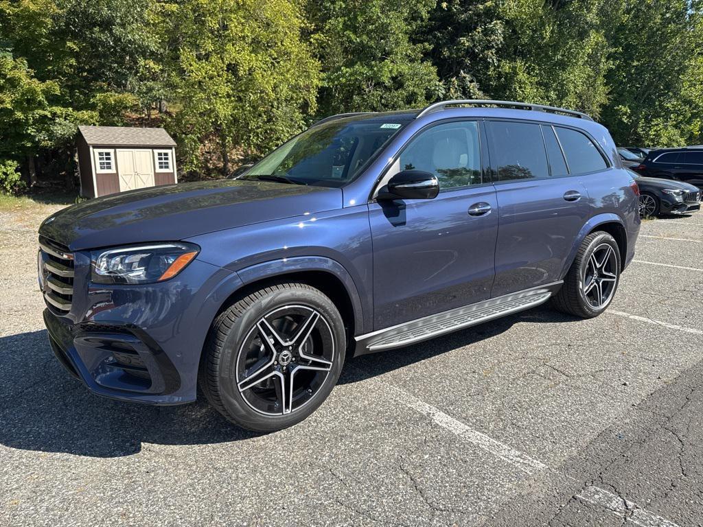 new 2026 Mercedes-Benz GLS 450 car, priced at $97,165