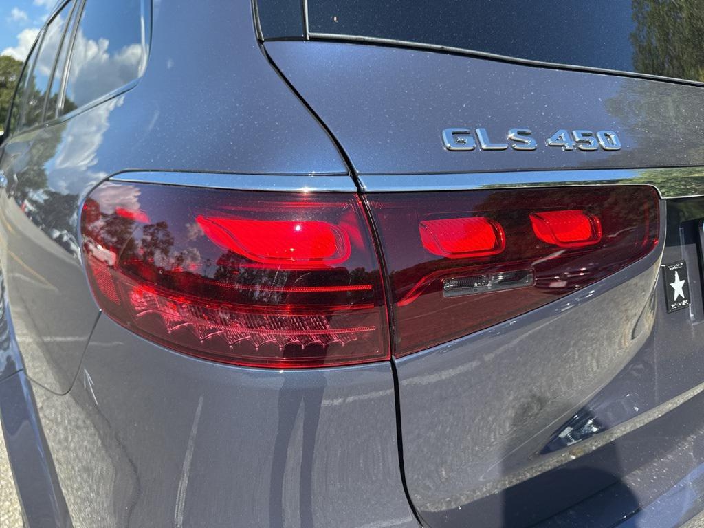 new 2026 Mercedes-Benz GLS 450 car, priced at $97,165